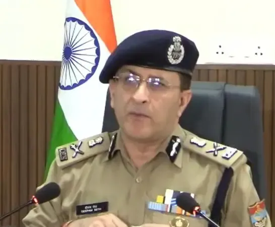 क्या उत्तराखंड में हाई प्रोफाइल ड्रग बनाने के लिए केमिकल और पाउडर के साथ आरोपी गिरफ्तार हुए?