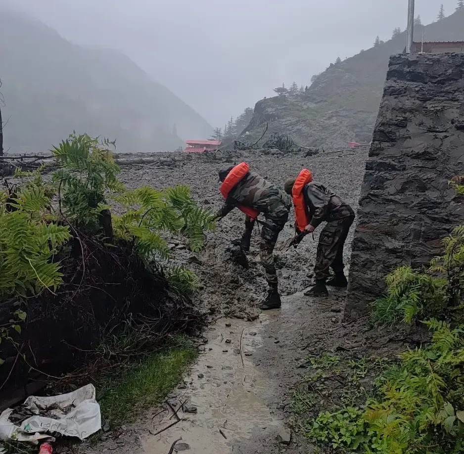 क्या उत्तरकाशी धराली आपदा के बाद स्वास्थ्य विभाग अलर्ट है?