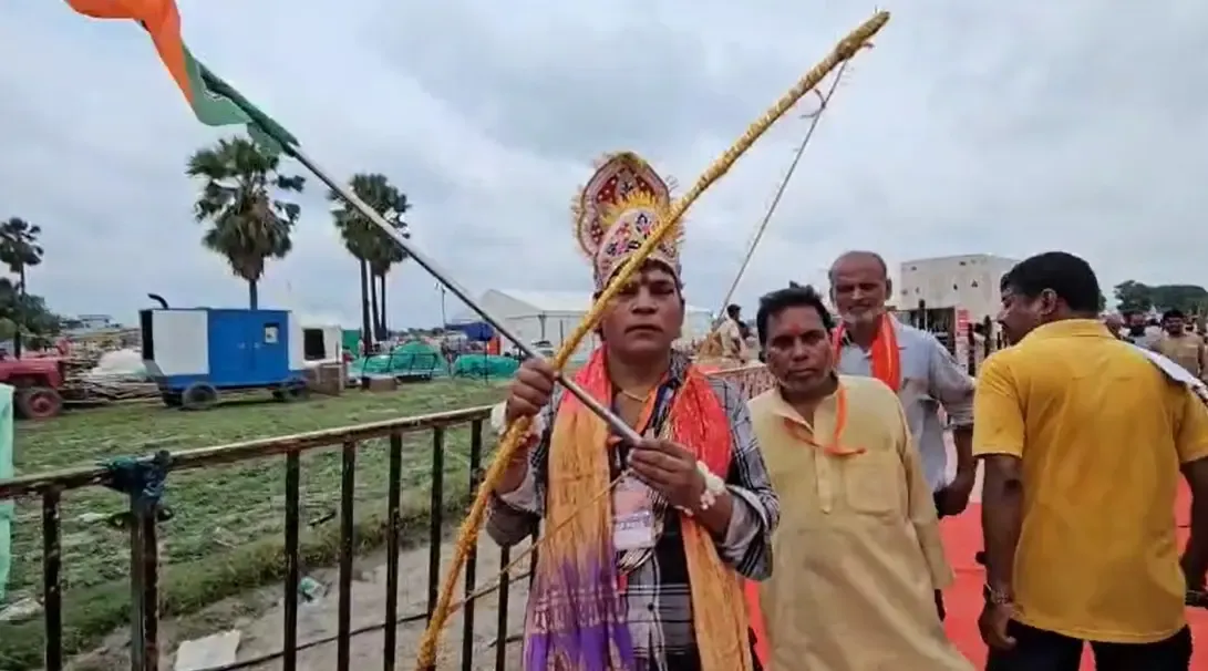 क्या सिवान में एक शख्स ने भगवान राम का रूप धारण कर पीएम मोदी का स्वागत किया?