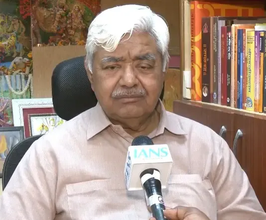 VHP's Alok Kumar Denounces Nagpur Unrest as 'Muslim-led Riot', Stands Firm Against Aurangzeb's Glorification