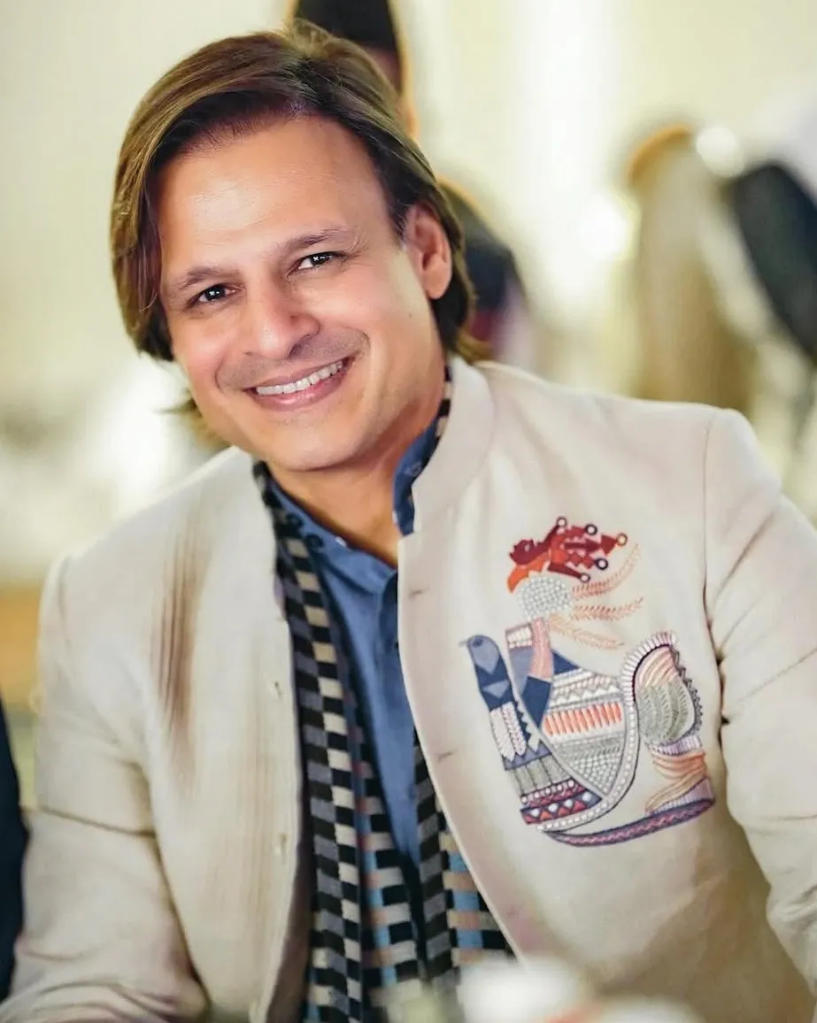 What Did Vivek Oberoi Say About the Retirement of Virat Kohli and Rohit Sharma?