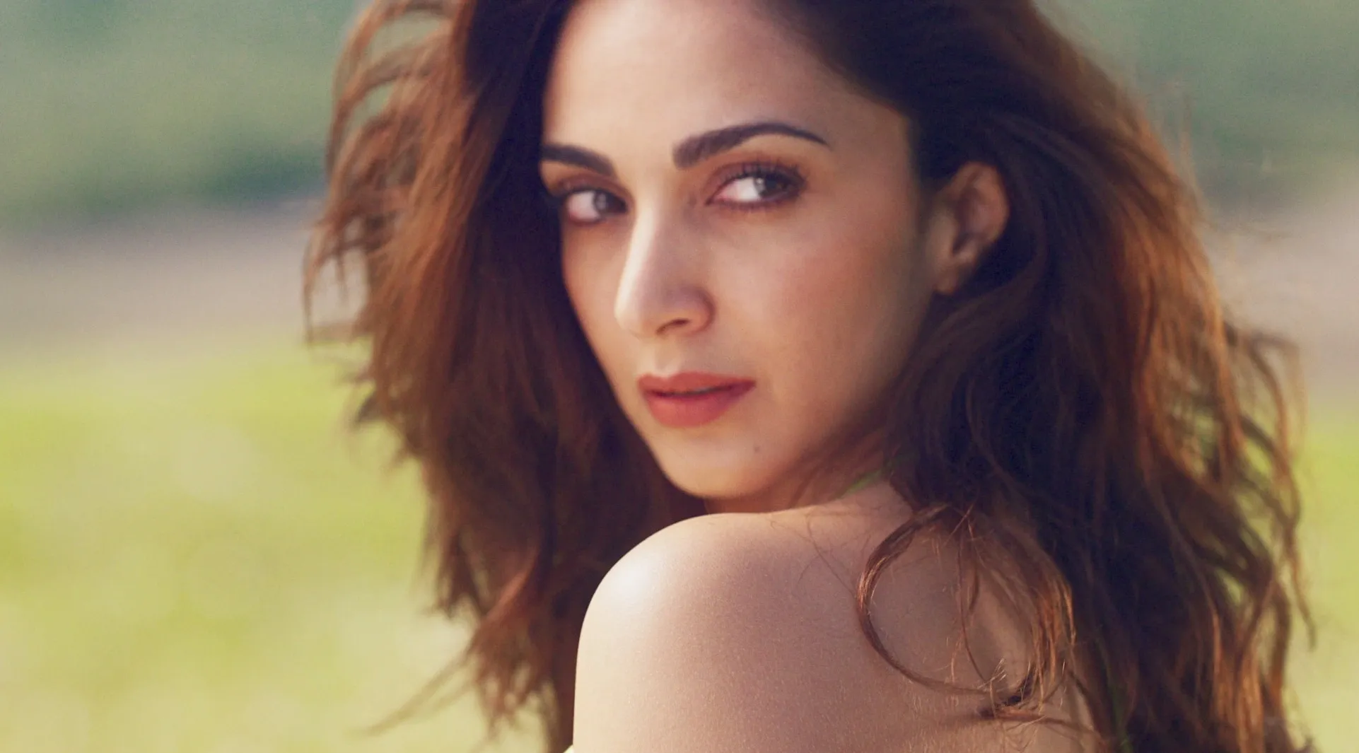 Did Anaita Shroff Adajania Just Praise Kiara Advani’s Bikini Look?