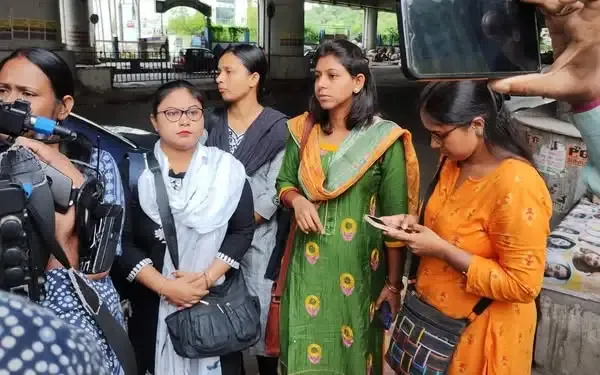 Did Jobless Teachers in West Bengal Visit CM Banerjee’s Residence?