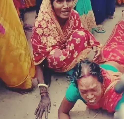 Women Plead for Safety: Emotional Scenes Unfold Before NCW Chief in Riot-Scarred Murshidabad