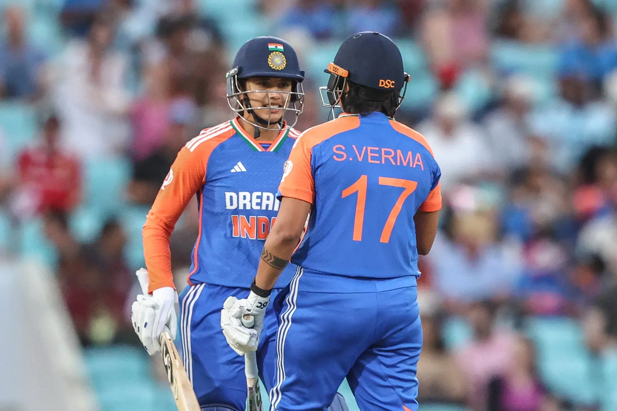 Did Harmanpreet's Team Miss Their Chance Against England?