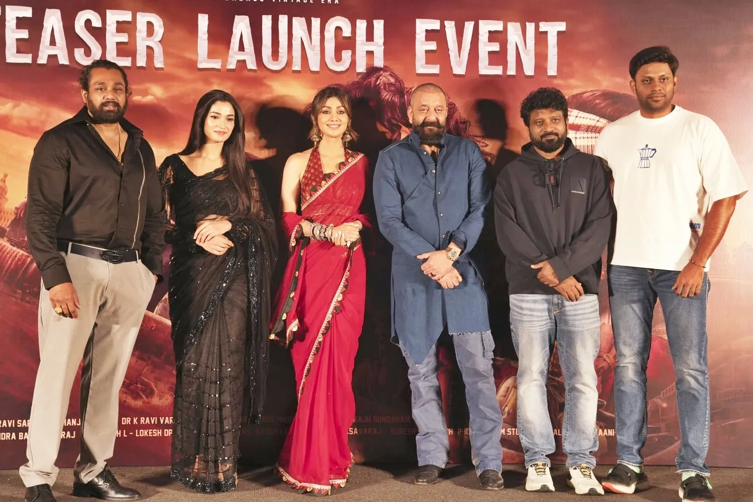 Does Sanjay Dutt Expect Love Back from Fans?