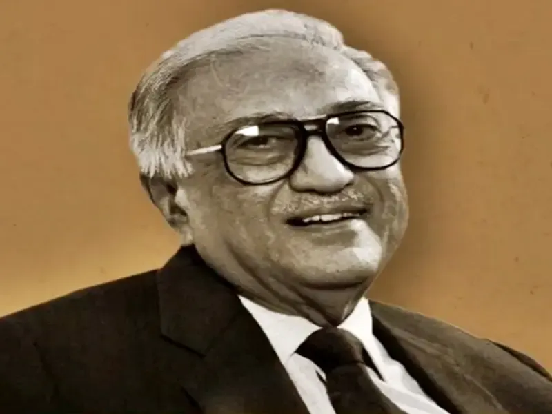 Ameen Sayani Discusses the Origins of the 'Punch Style' Employed by Classic Radio Jockeys
