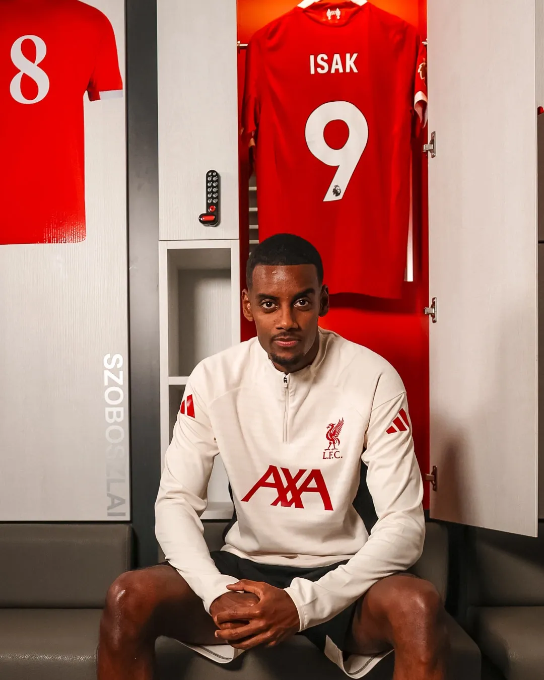 Did Joe Hart Justify Alexander Isak's Controversial Move to Liverpool?