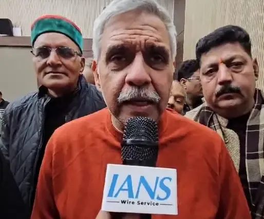 Sandeep Dikshit to Take Legal Action Against Atishi and Sanjay Singh for Defamation