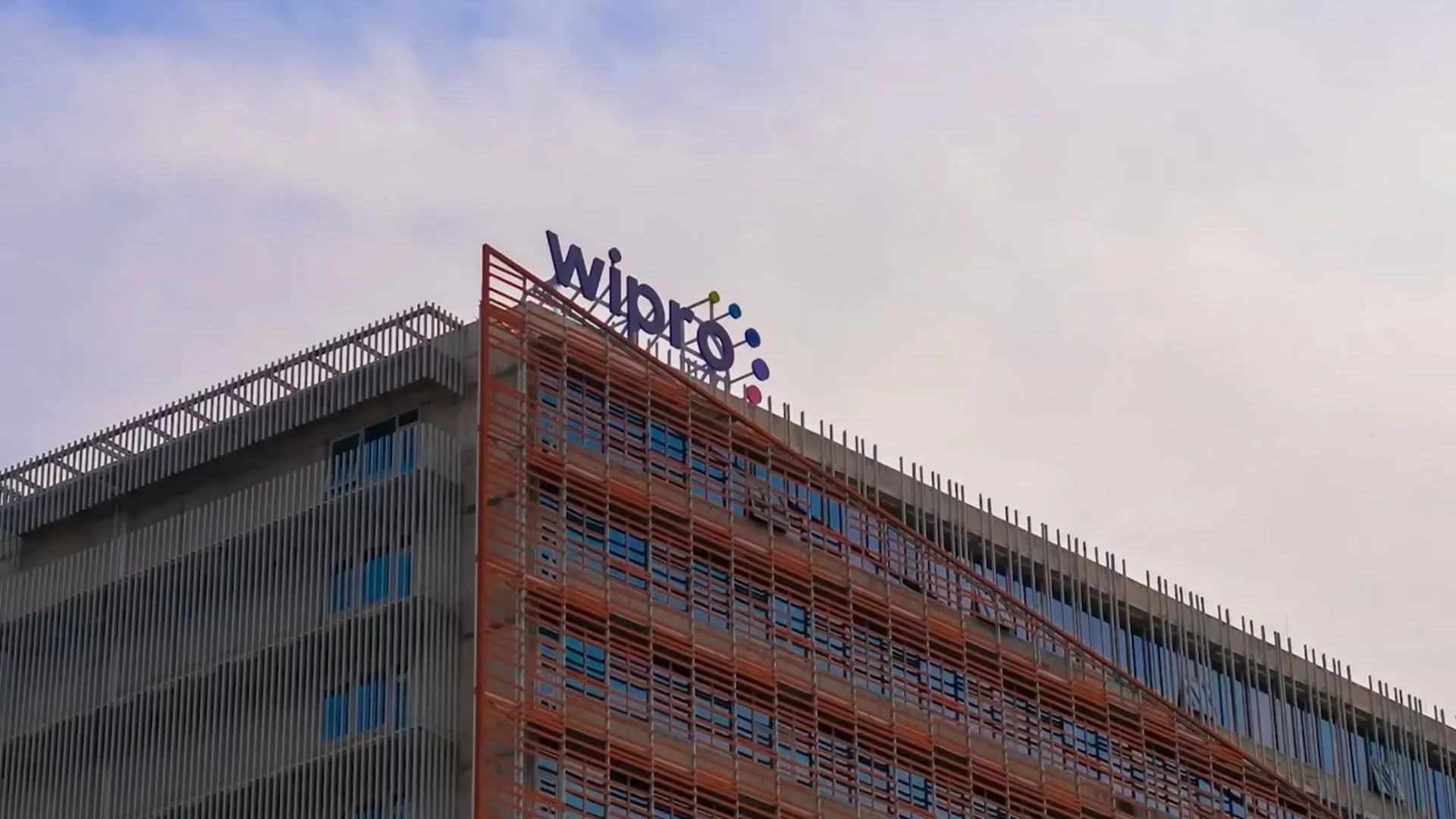 How Did Wipro's Q1 Profit Surge by 11% to Rs 3,336 Crore?