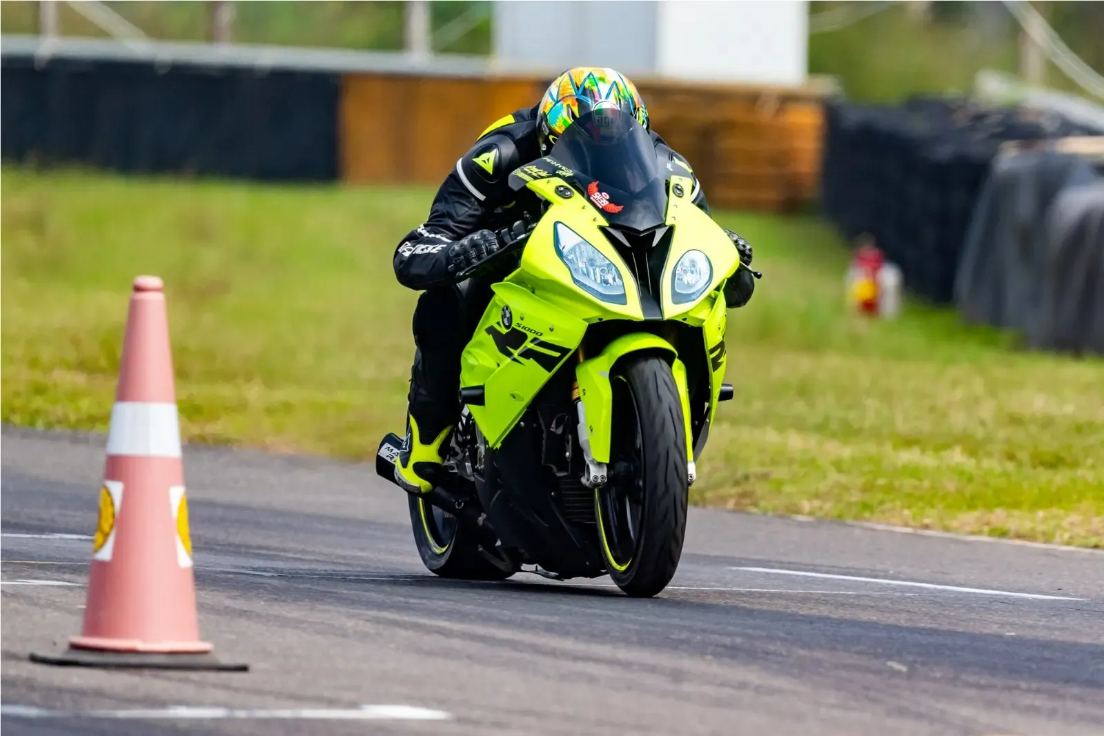 Hemanth Muddappa Achieves Unmatched 15th National Title, Solidifying His Legacy in Indian Motorsports