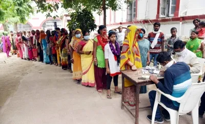 Women Hold 39.2% of Bank Accounts in India, Leading in Rural Areas: Government Data