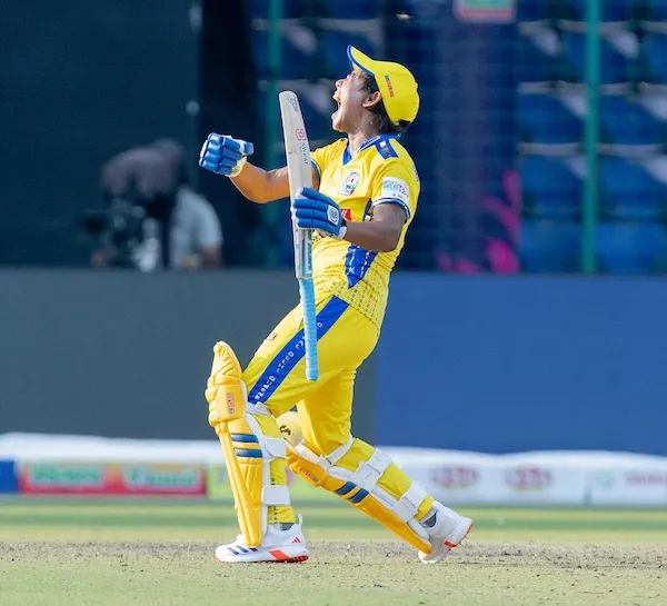 Did Central Delhi Queens Secure a Last-Minute Victory Over North Delhi Strikers?