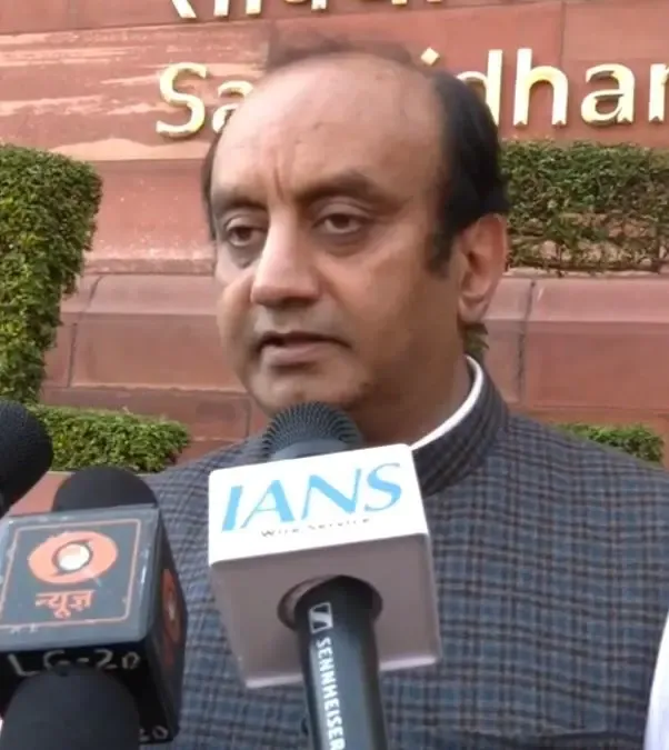 The World Sees India as ‘Vishwamitra’: Sudhanshu Trivedi Remarks on PM Modi’s Award from Mauritius