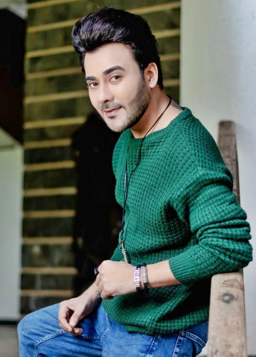 Did Worship Khanna Really Lose Four Kilos for His Role in 'Pati Brahmachari'?