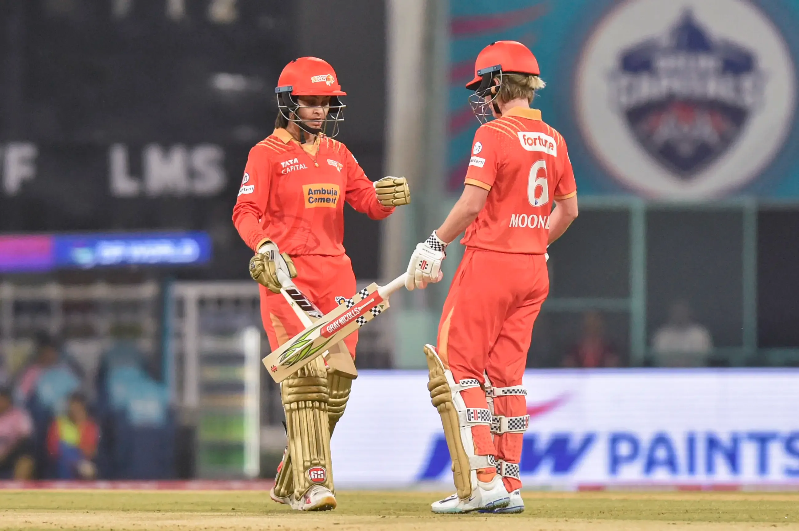 WPL 2025: Partnership of Beth and Harleen Drives GG's Chase Against DC, Anjum Comments