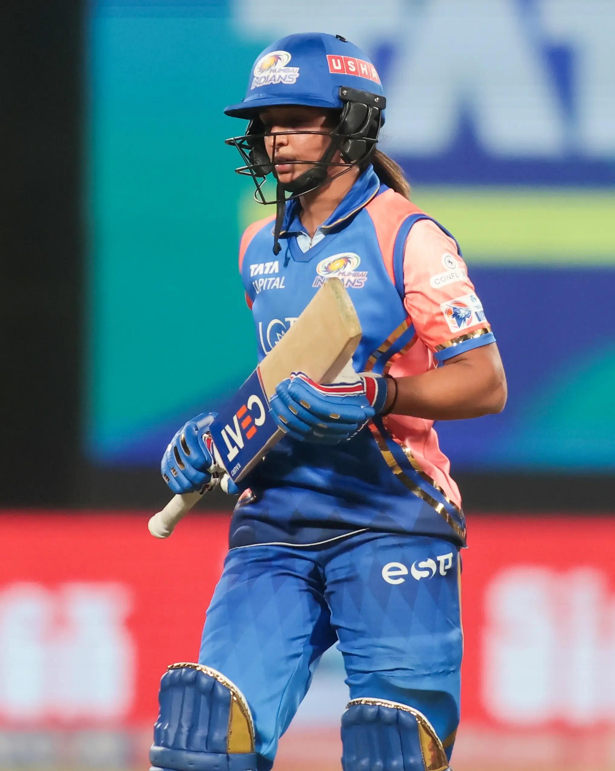 WPL 2025: Aakash Chopra Highlights Harmanpreet Kaur's Crucial Role in MI's Quest for First-Season Glory