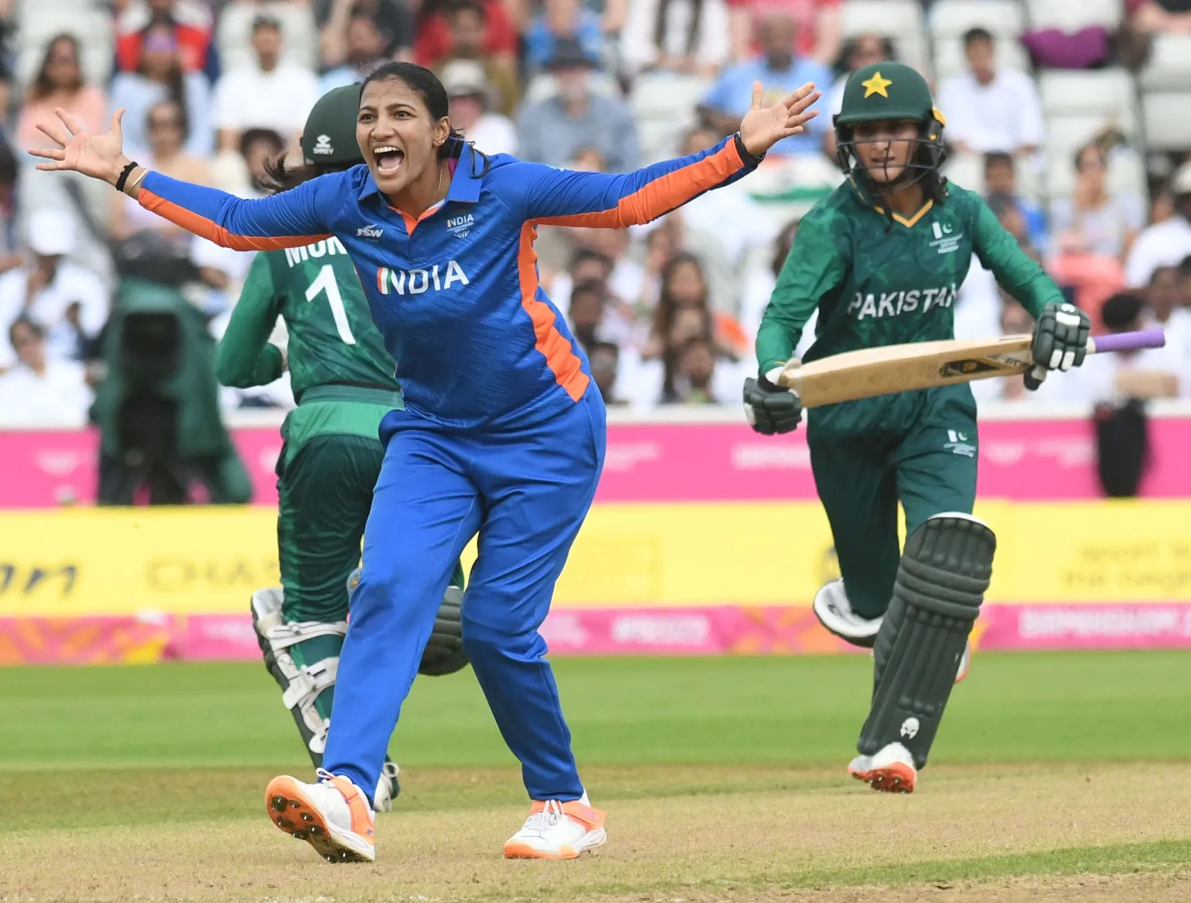 WPL 2025: Knight, Dotting Valued at Rs 50 Lakh; Sneh, Poonam Choose Rs 30 Lakh in Player Auction