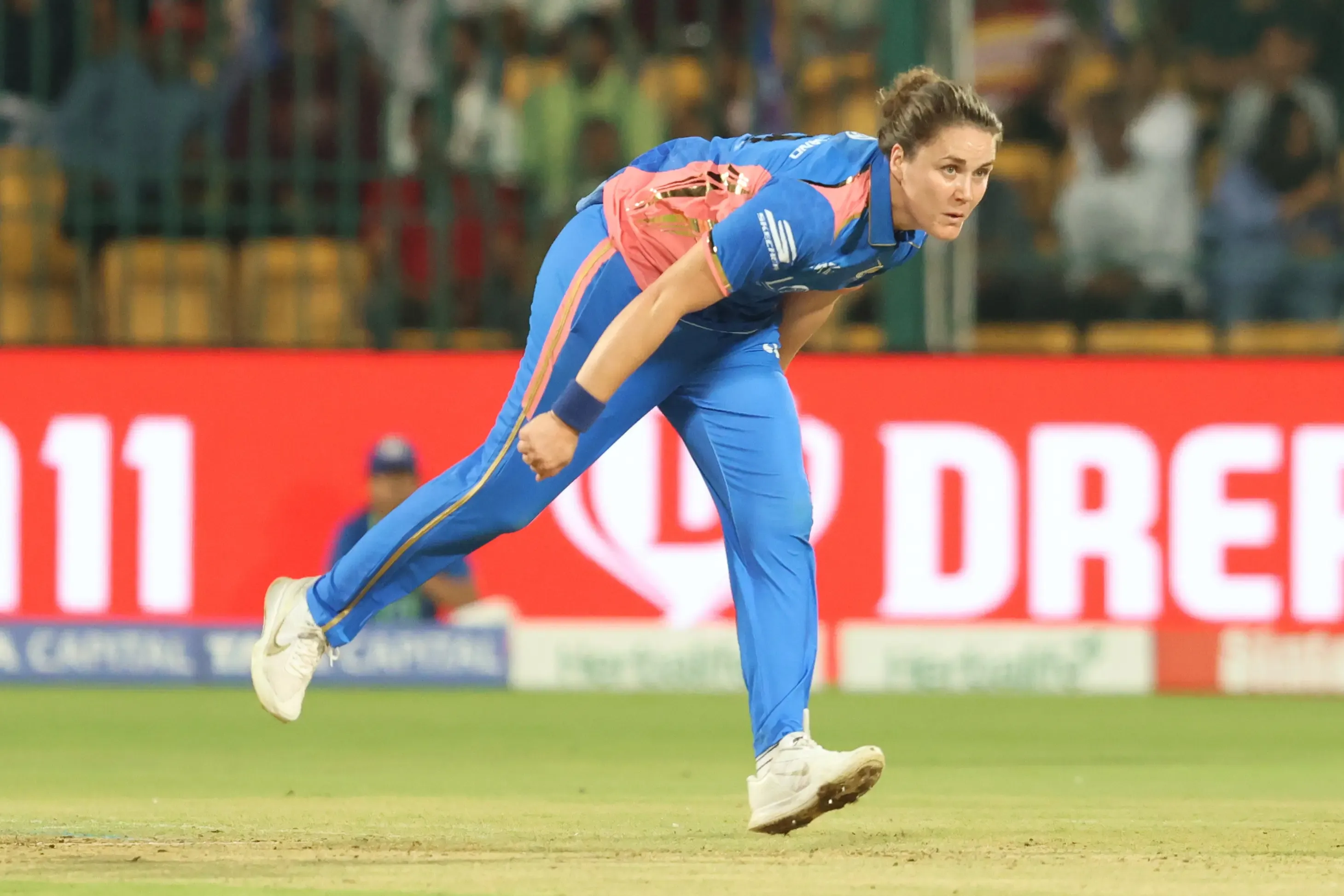 WPL 2025: Nat Sciver-Brunt's All-Round Brilliance Propels MI to Top Spot