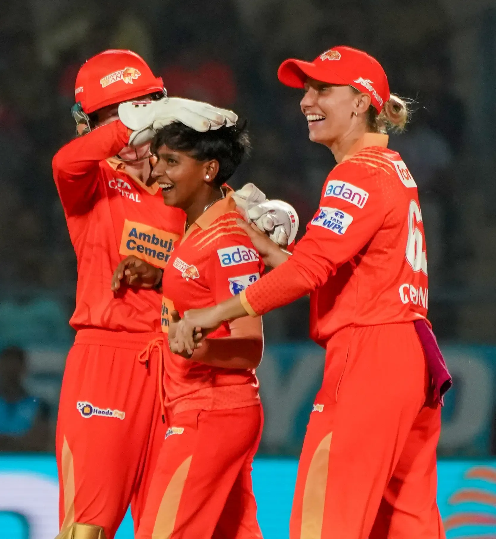 WPL 2025: Priya Mishra's 3-25 Leads Gujarat Giants to Restrict UP Warriorz to 143/9