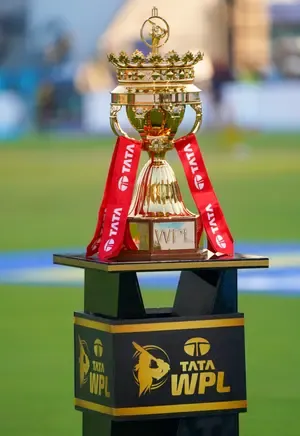 WPL 2025: Sarah, Niki, Sanskriti make their debuts as Delhi Capitals choose to bowl against Mumbai Indians