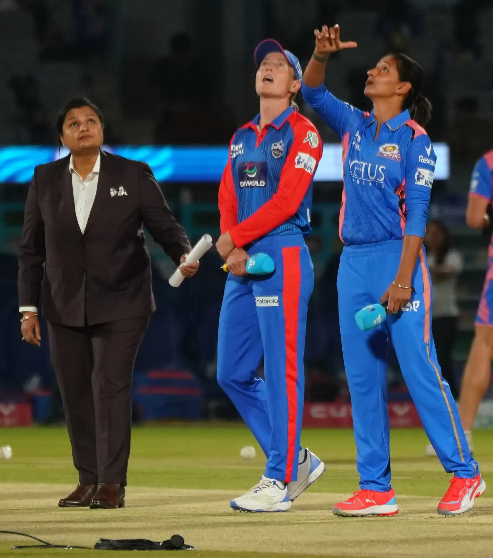 WPL 2025: Delhi Capitals Choose to Bowl First Against Mumbai Indians