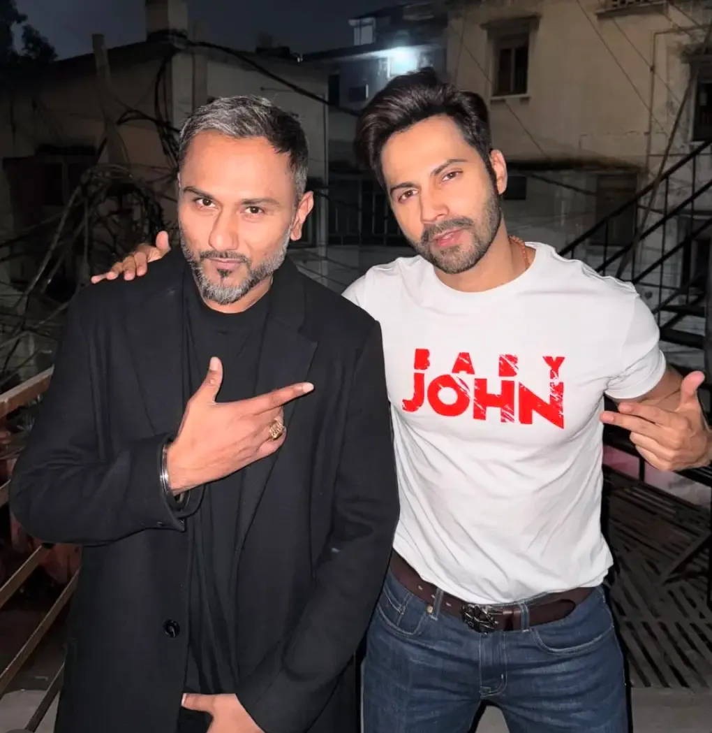 Yo Yo Honey Singh and Varun Dhawan Dance to ‘Nain Matakka’ in West Delhi