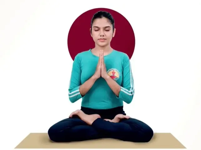 क्या योग से पहले इस सरल लेकिन कमाल की मुद्रा का अभ्यास करना चाहिए?