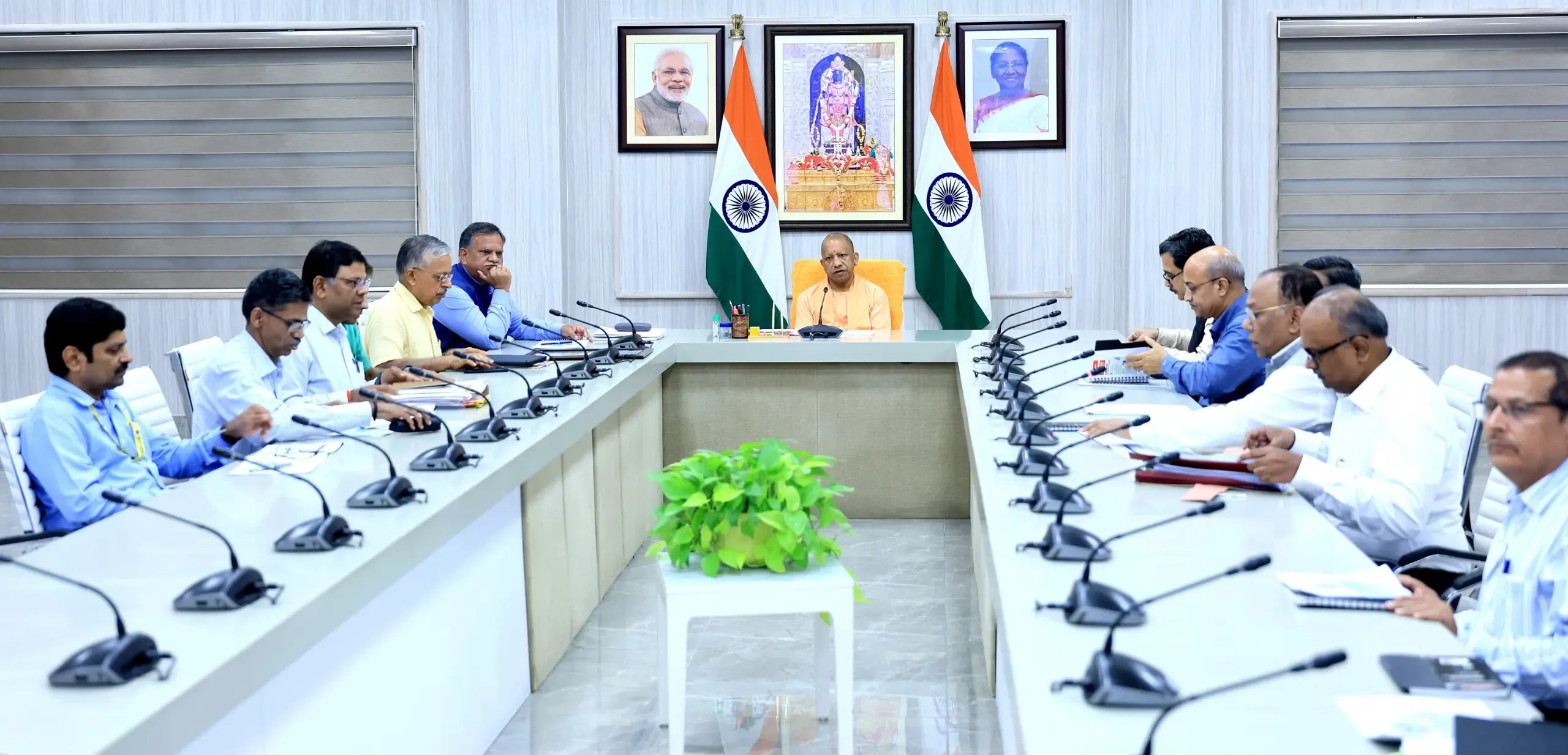 क्या योगी सरकार बौद्ध-सिख श्रद्धालुओं के लिए नई तीर्थ यात्रा योजनाएं शुरू कर रही है?