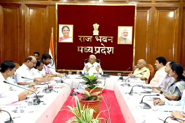 क्या अधिकारियों की जिम्मेदारी योजना के प्रभावी क्रियान्वयन के लिए तय होनी चाहिए?