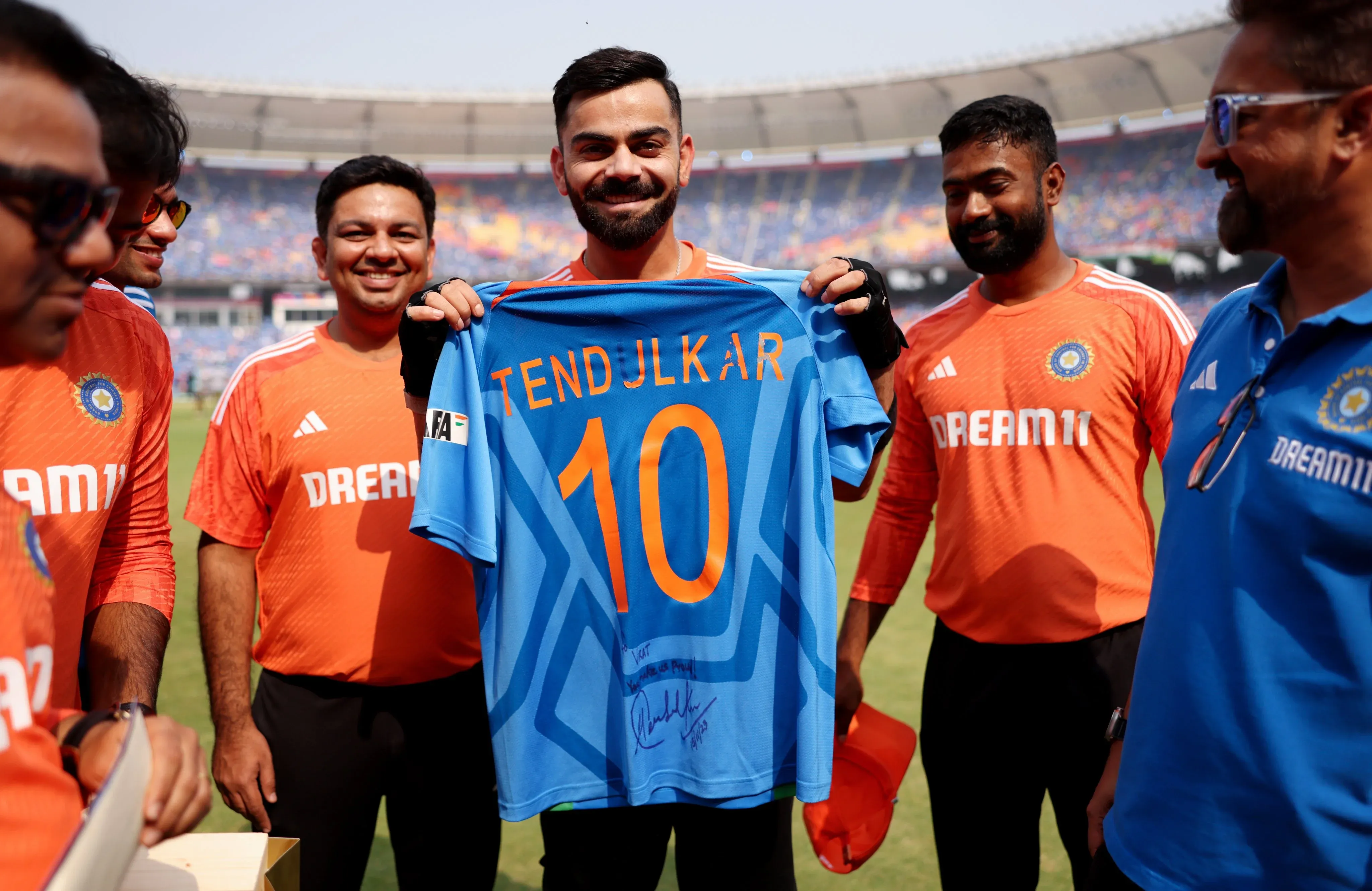 What Thoughtful Gesture Did Kohli Show Sachin During His Last Test?
