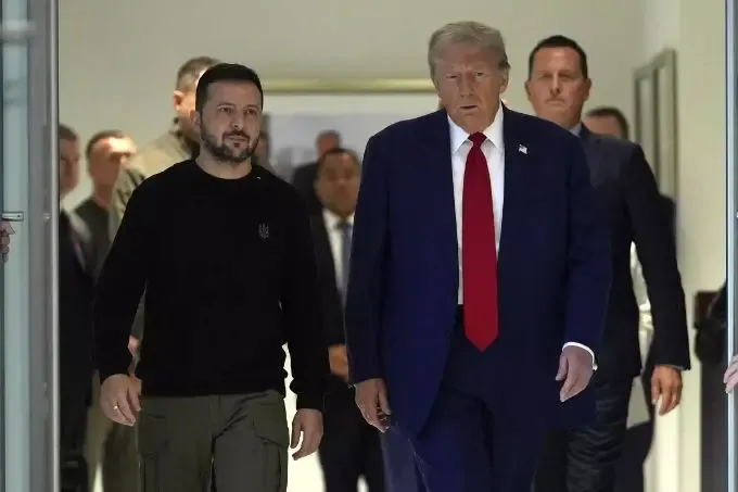 Zelensky Hits Back at Trump's Rating Claims, Accuses Him of Disinformation