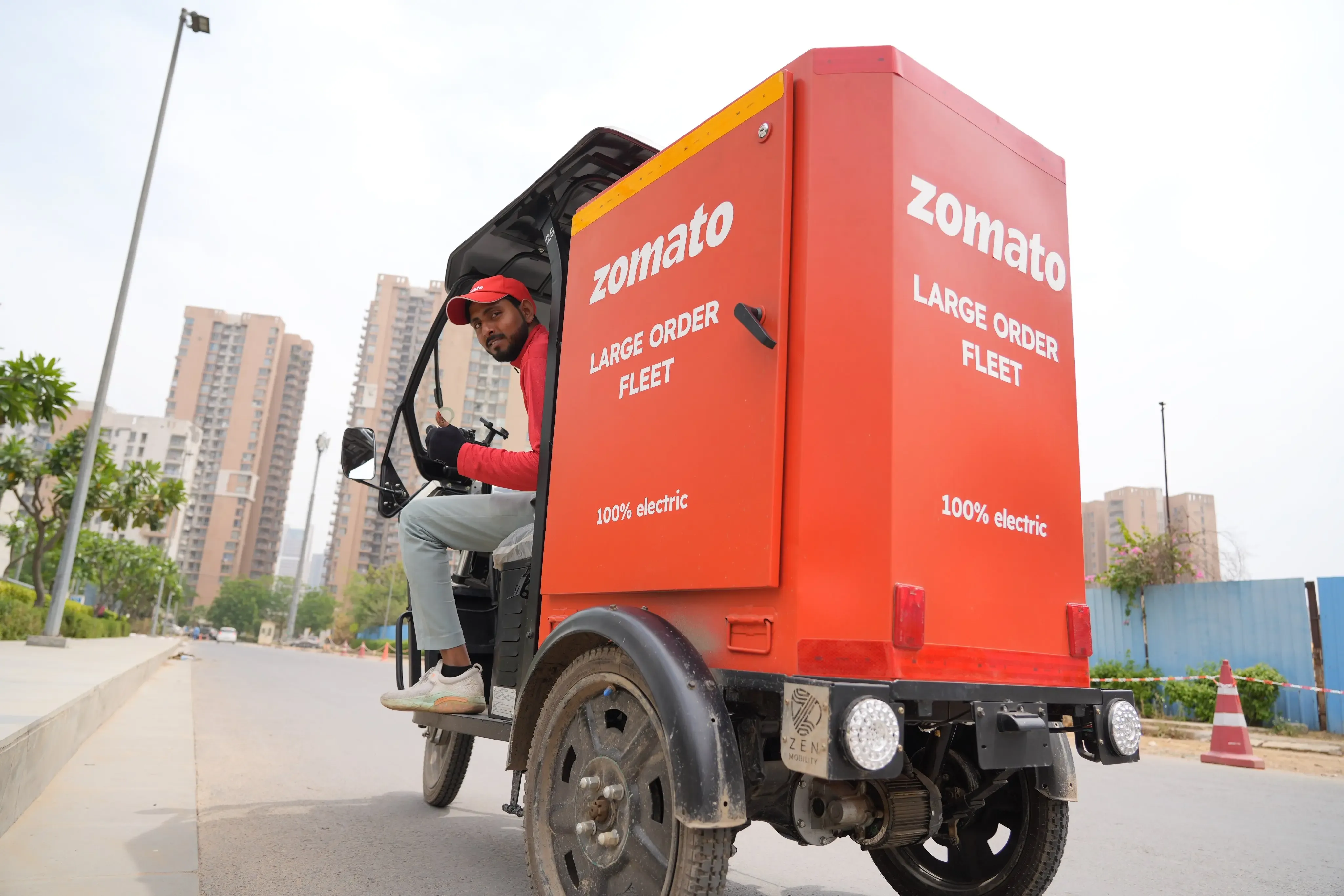 Zomato Shares Plunge to 6-Month Low Amid Blinkit Expansion