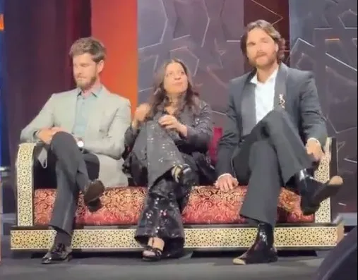 Zoya Akhtar's Viral Moment with Andrew Garfield and Jacob Elordi